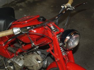 http://www.motosrusas.es/foro/uploads/153_moto-guzzi-65-52635800.jpg