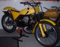 http://motosrusas.es/foro/uploads/thumbs/308_beamish_suzuki_1980_robsmyth.jpg